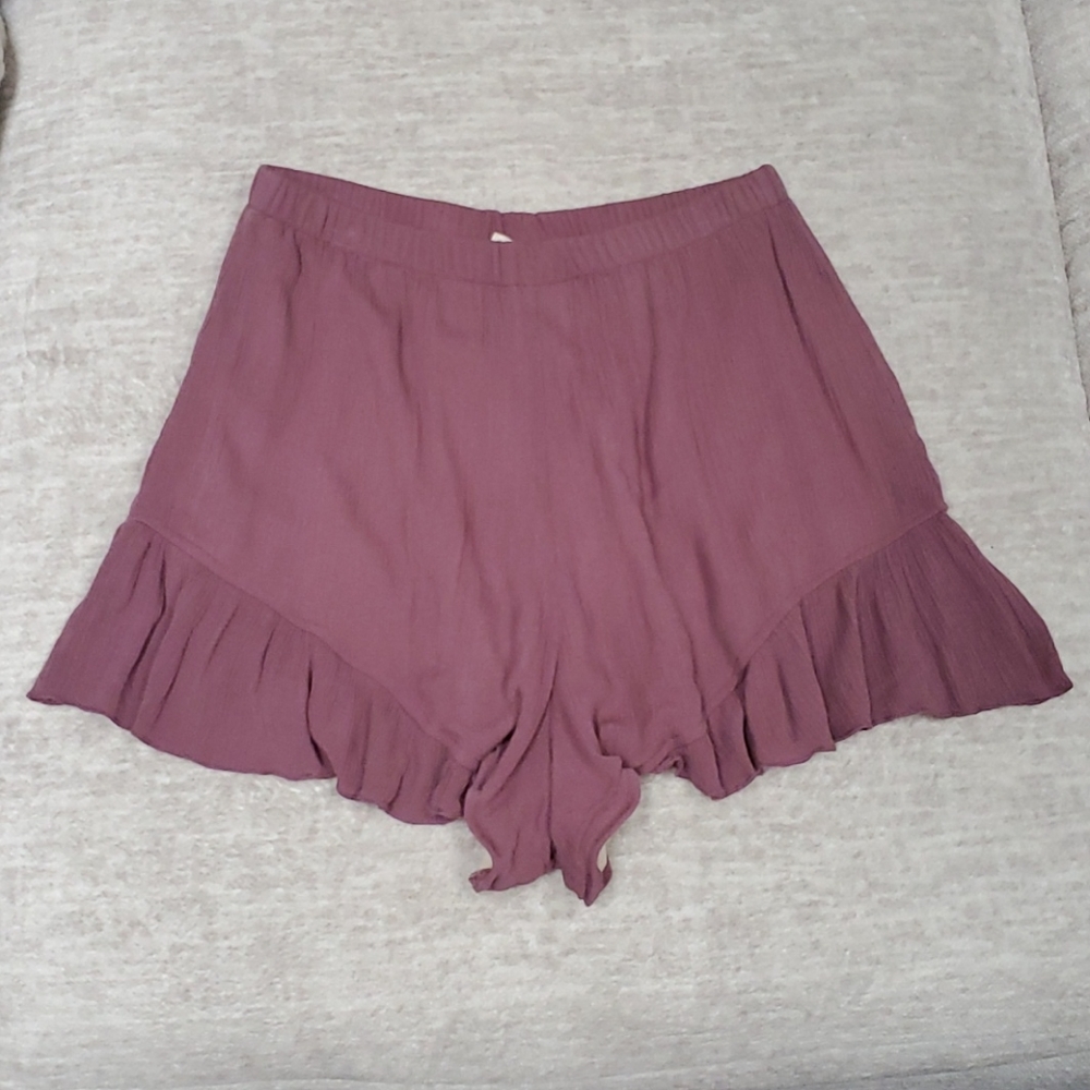 Newbury Kustom Ruffle Hem Crepe High Rise Shorts